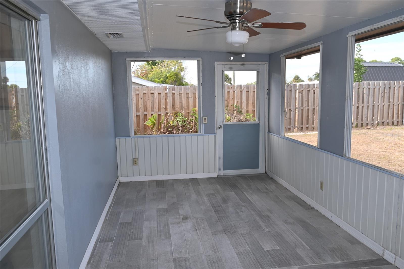 8298 FAY AVE — photo 28