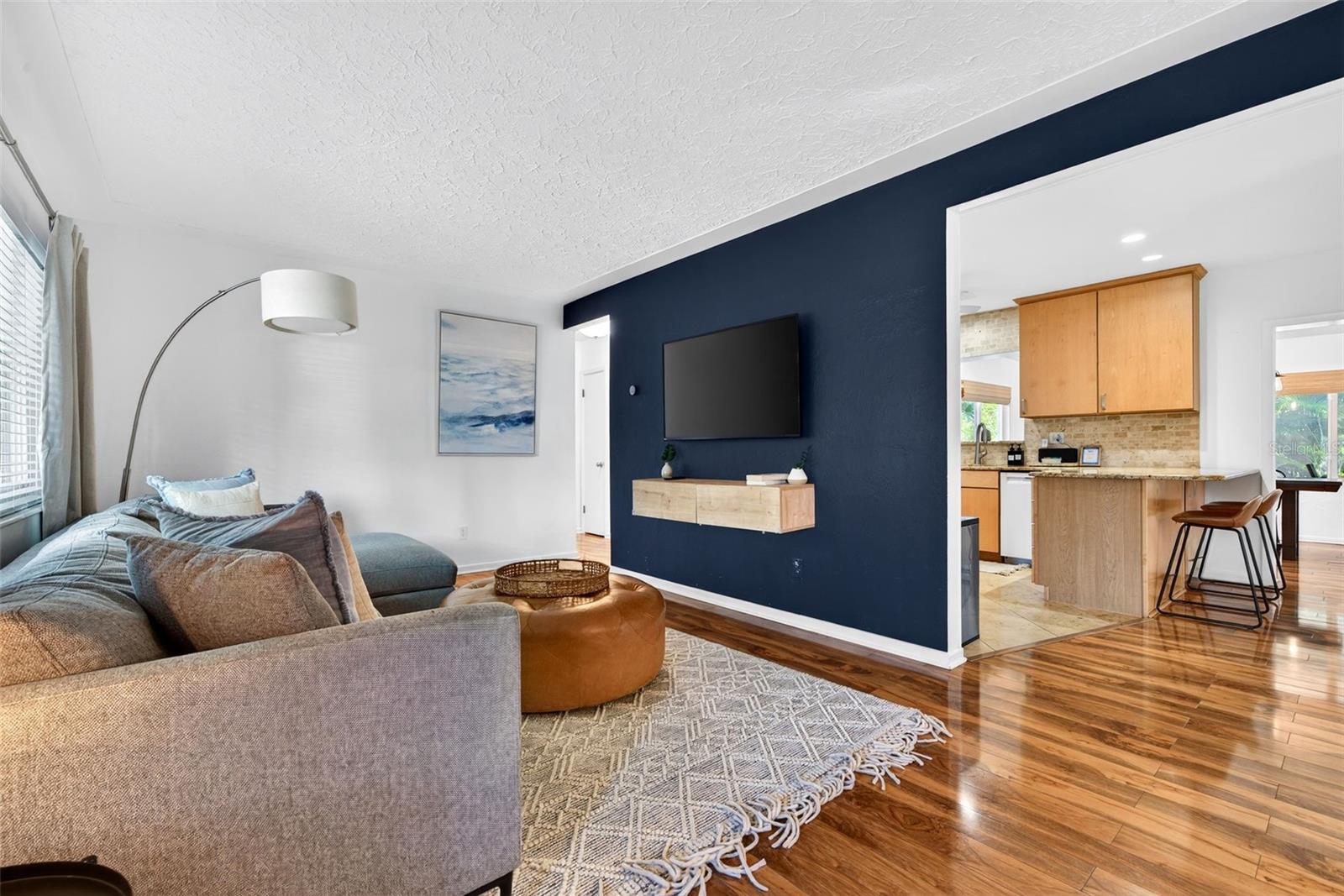 6215 RODGERS AVE — photo 7