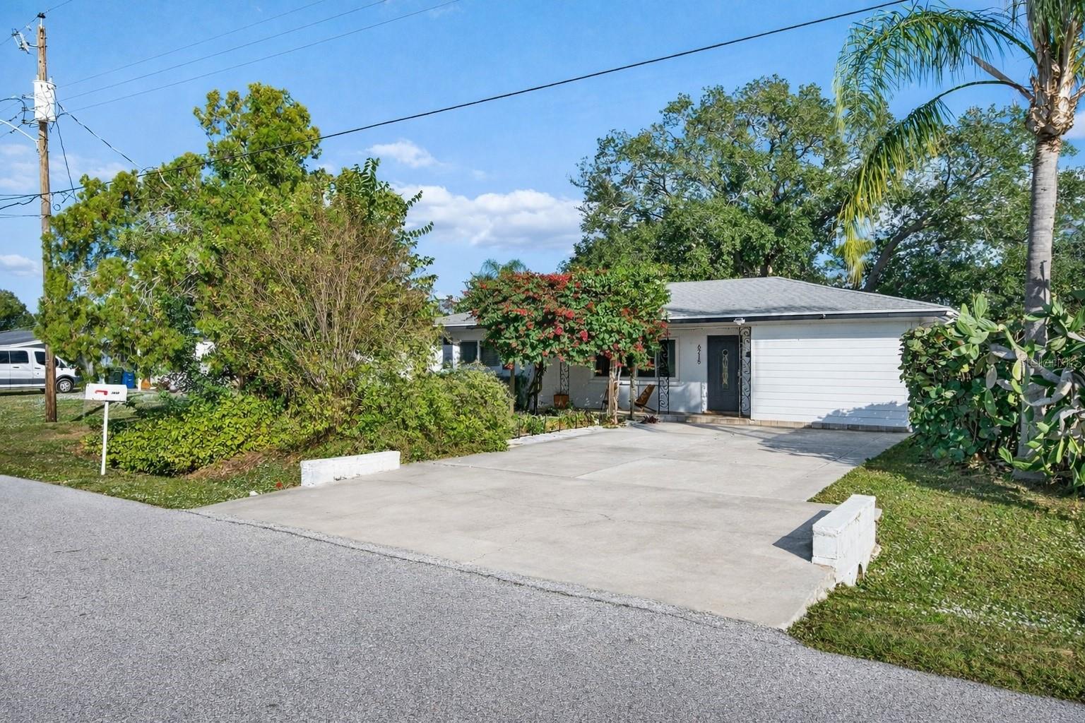 6215 RODGERS AVE — photo 2