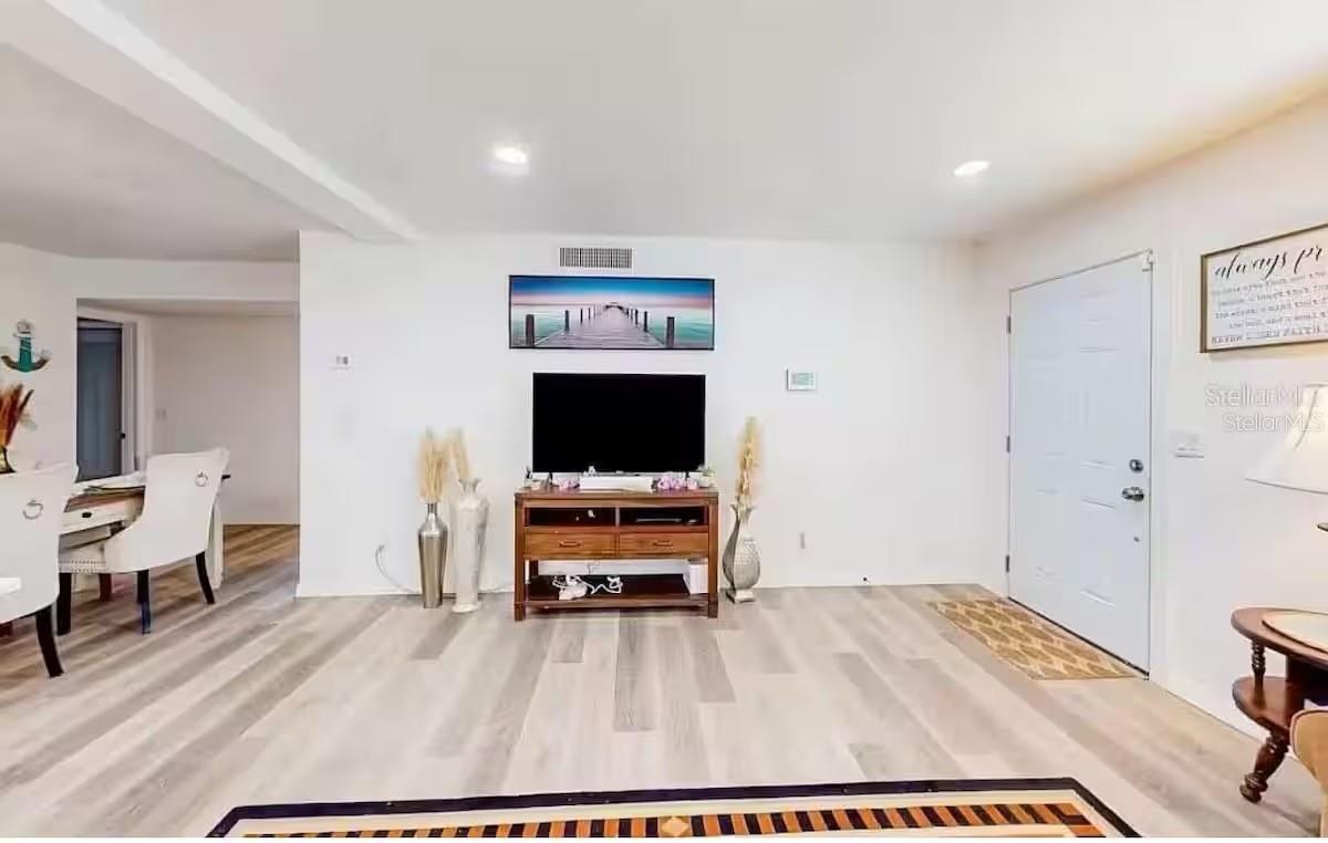 Home in CLEARWATER — photo 3