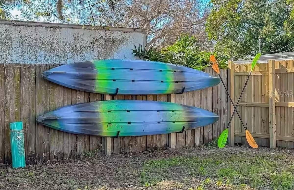 Home in CLEARWATER — photo 35