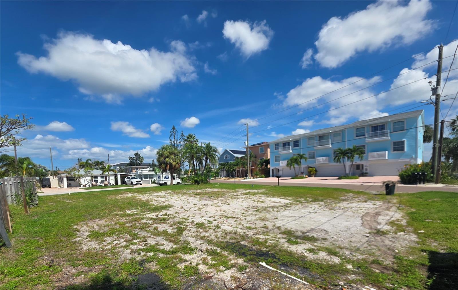 14268 N BAYSHORE DR — photo 4