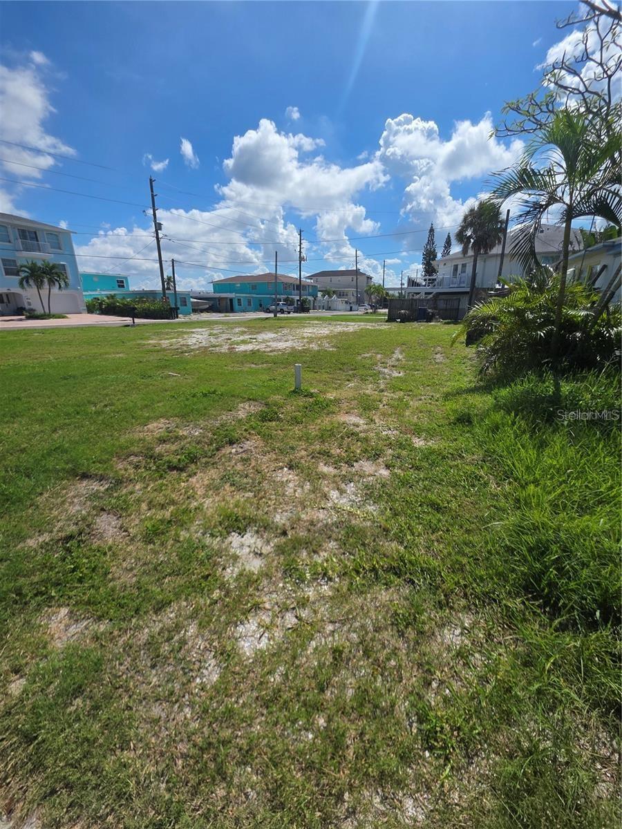 14268 N BAYSHORE DR — photo 6