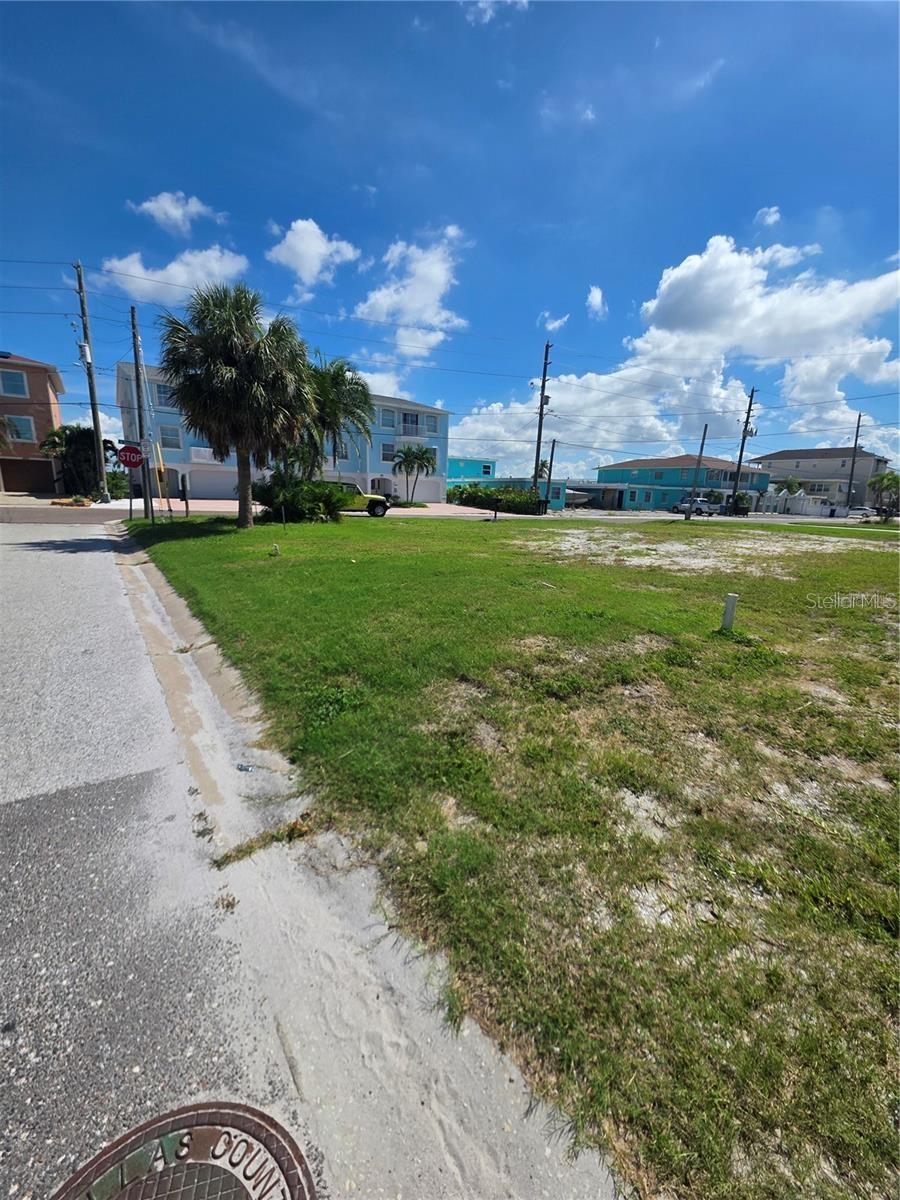 14268 N BAYSHORE DR — photo 7