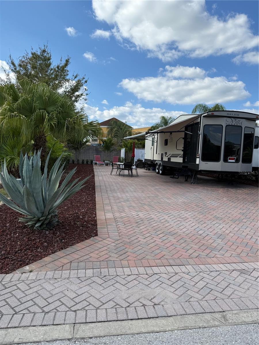 6731 AMANDA VISTA CIR — photo 2