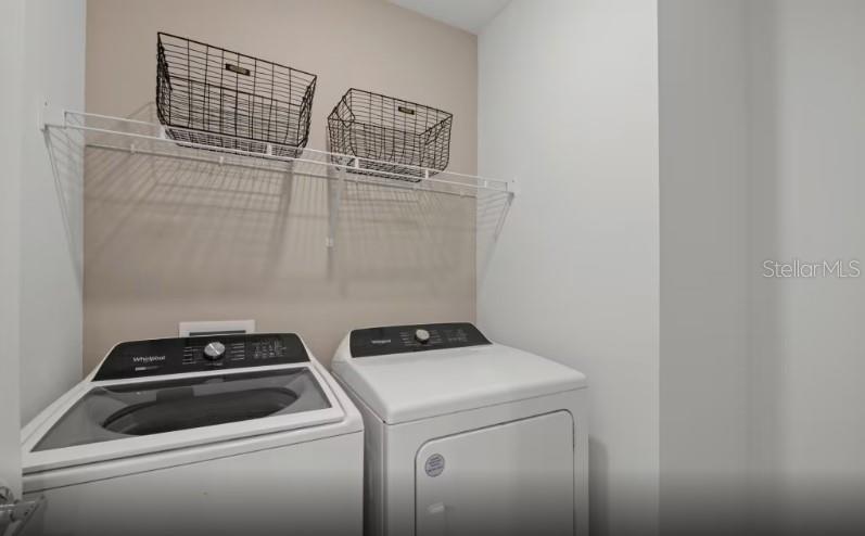 810 BALLEBY TRL — photo 15