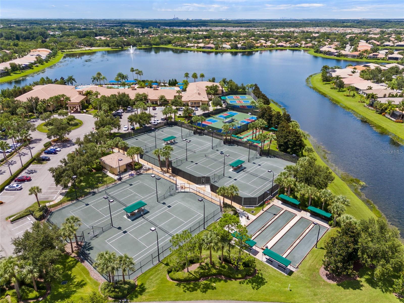 15767 CRYSTAL WATERS DR — photo 38