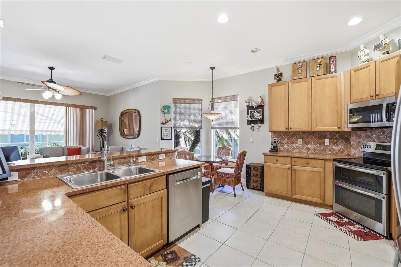 15767 CRYSTAL WATERS DR — photo 13