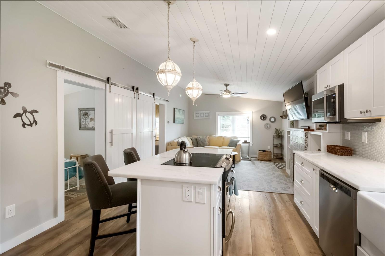 2537 ASHTON RD — photo 10