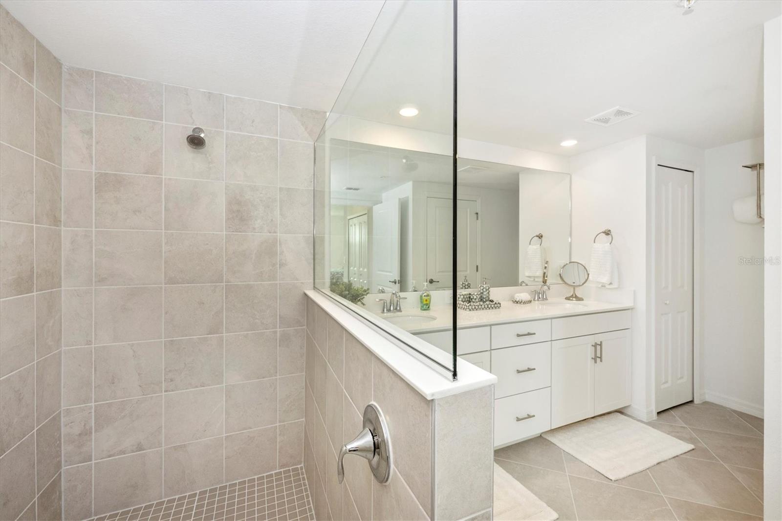 17700 BORACAY CT #102 — photo 32