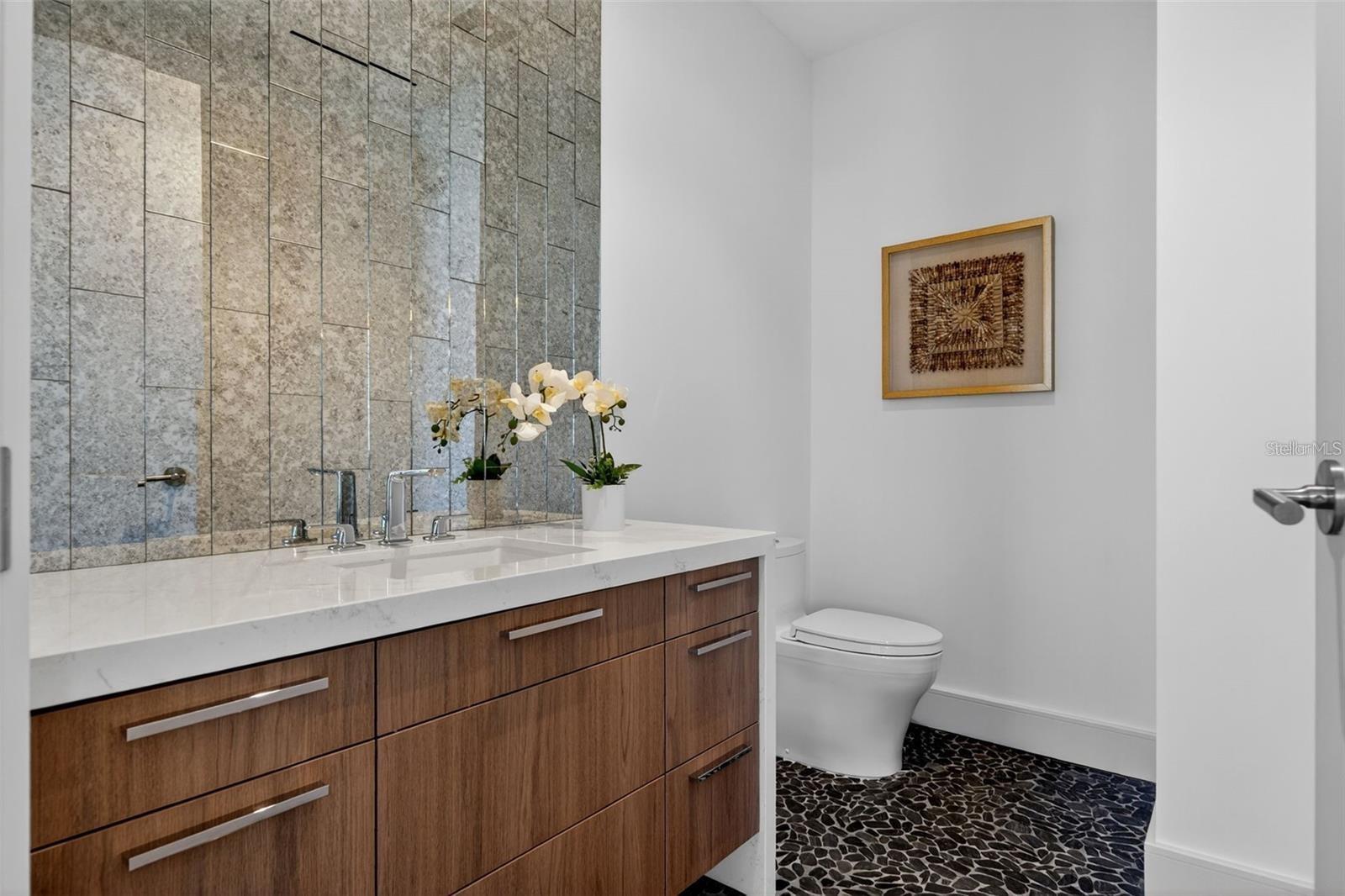 1591 GULF OF MEXICO DR #410 — photo 10