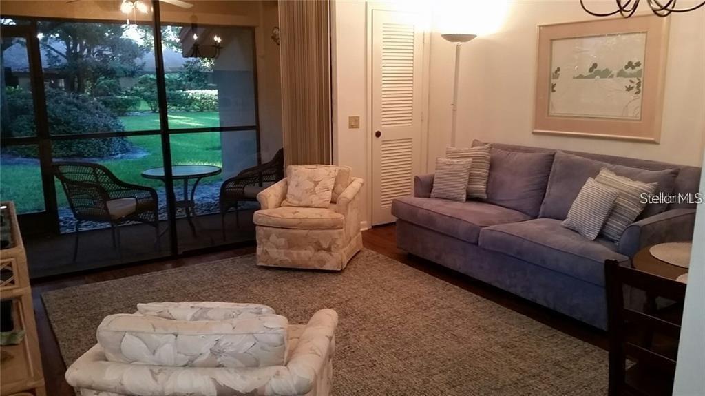 4581 MORNINGSIDE #21 — photo 3