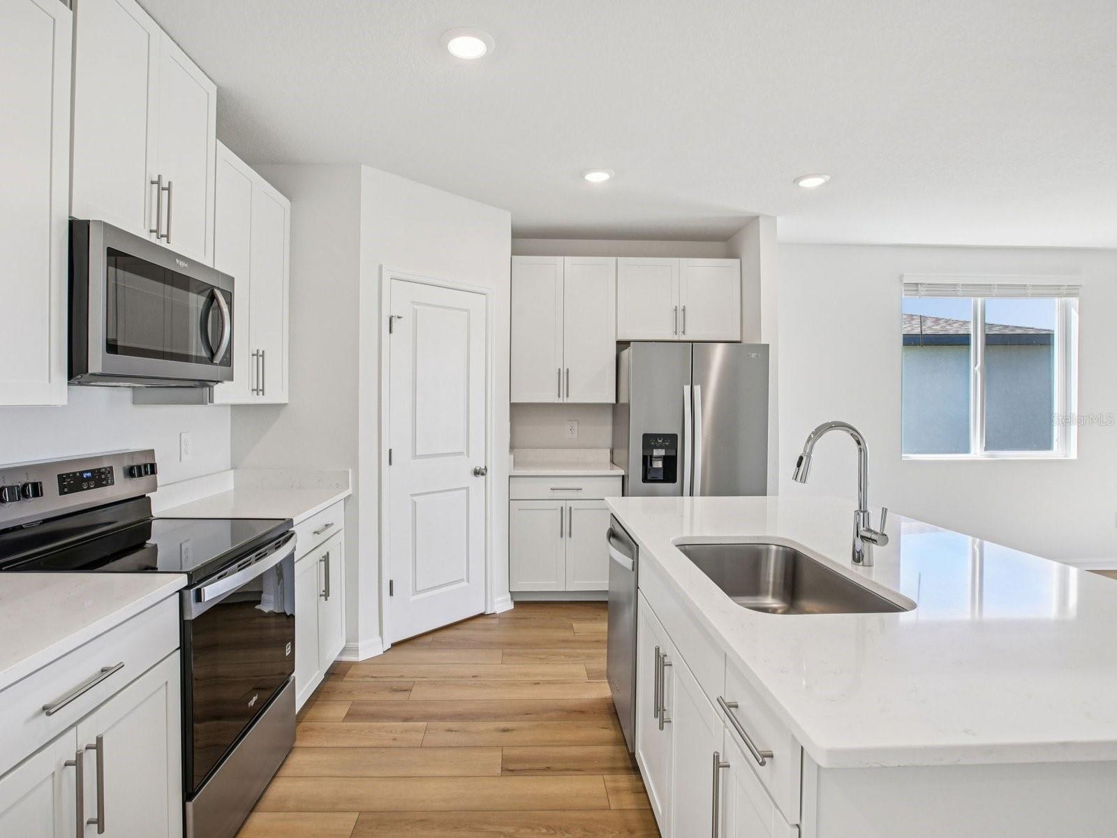 1718 COOLRIDGE PL — photo 6