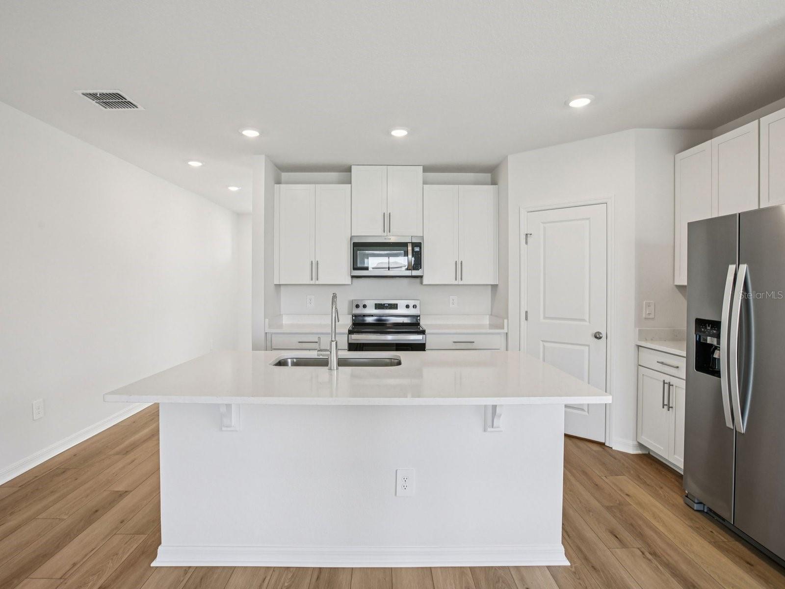 1718 COOLRIDGE PL — photo 9