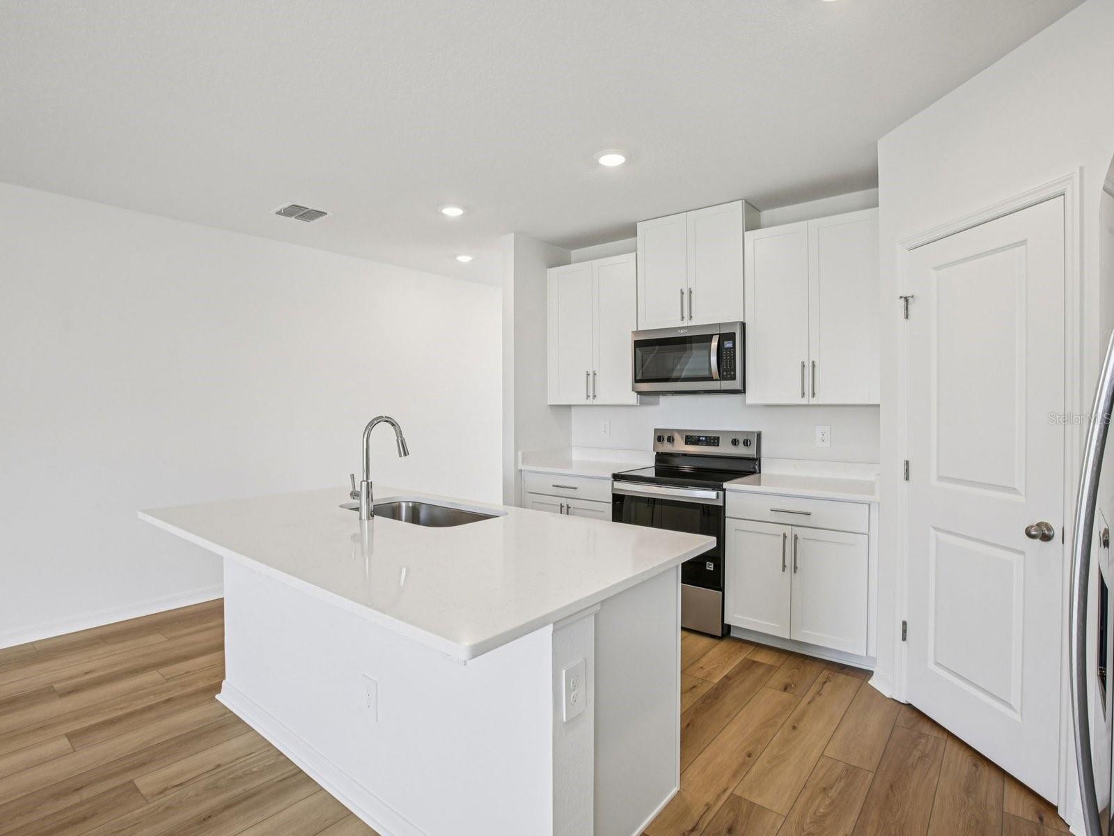1718 COOLRIDGE PL — photo 10