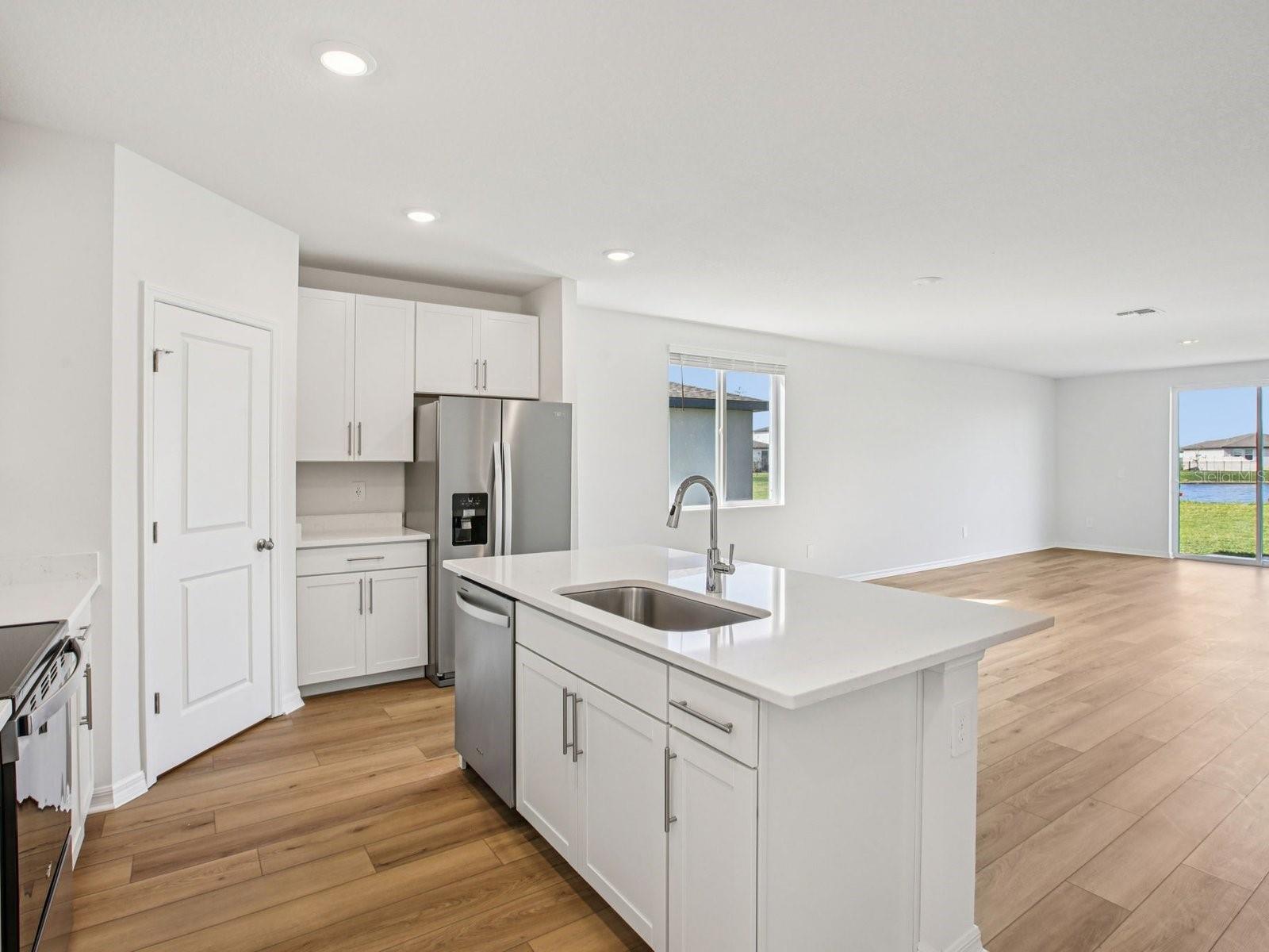 1718 COOLRIDGE PL — photo 5