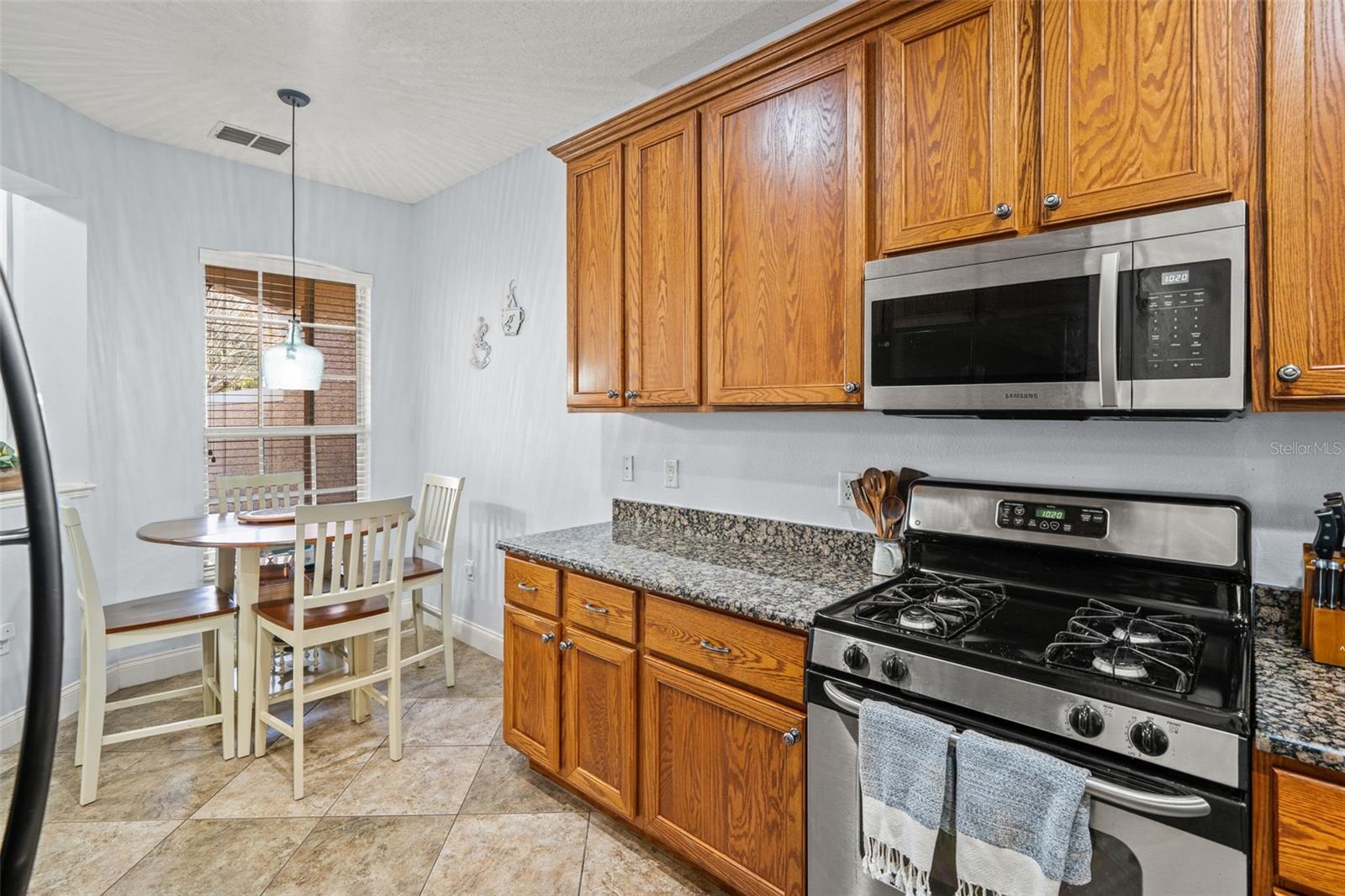 7305 GABERIA RD — photo 11