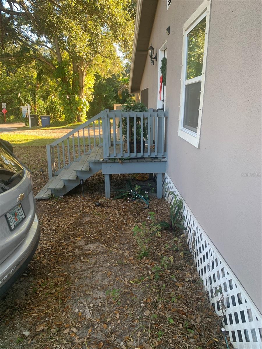 1880 SYLVAN DR — photo 16