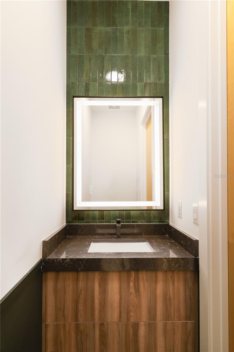 2414 BAYSHORE RD — photo 39