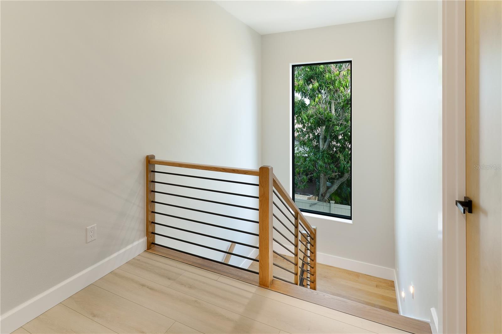 2414 BAYSHORE RD — photo 37