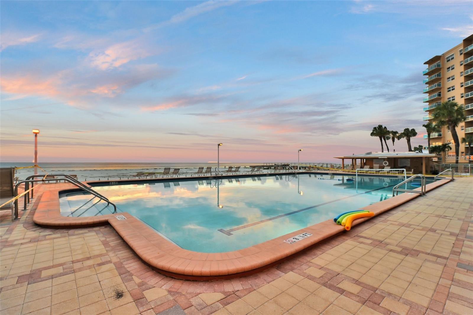 880 MANDALAY AVE #S806 — photo 46