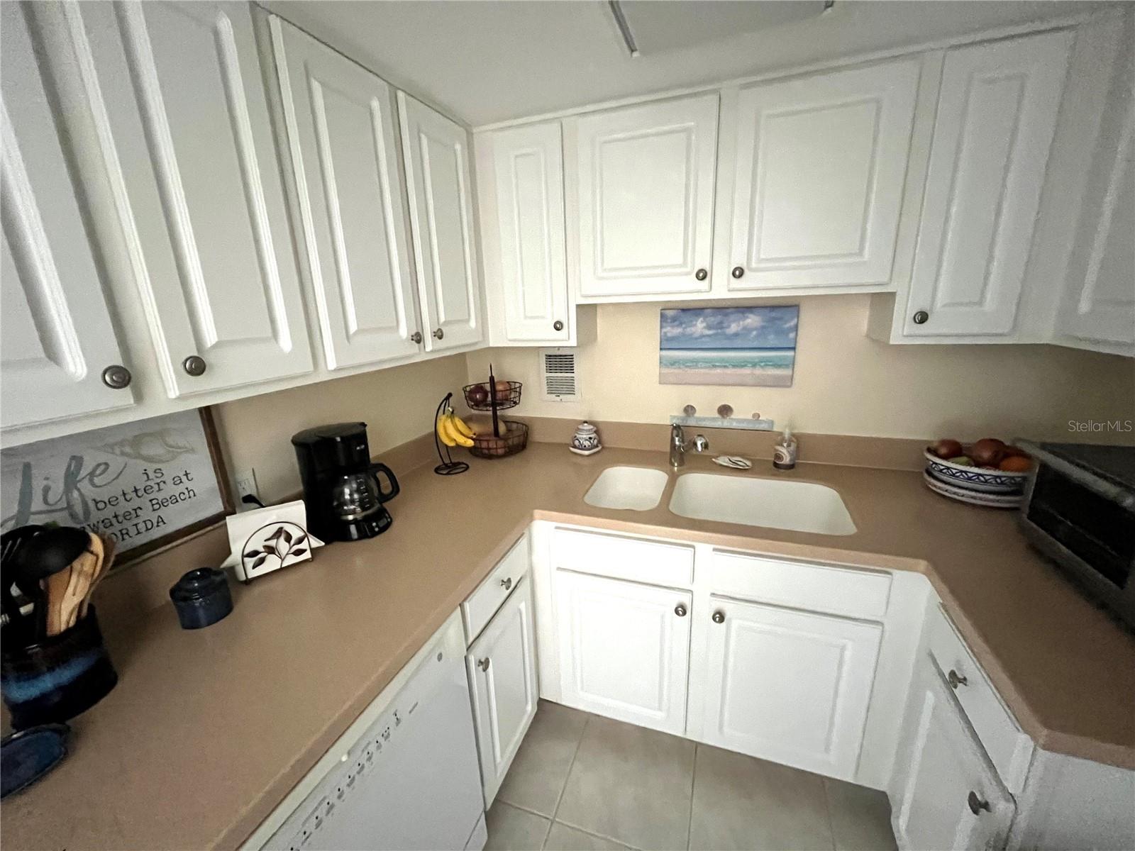 880 MANDALAY AVE #S806 — photo 28