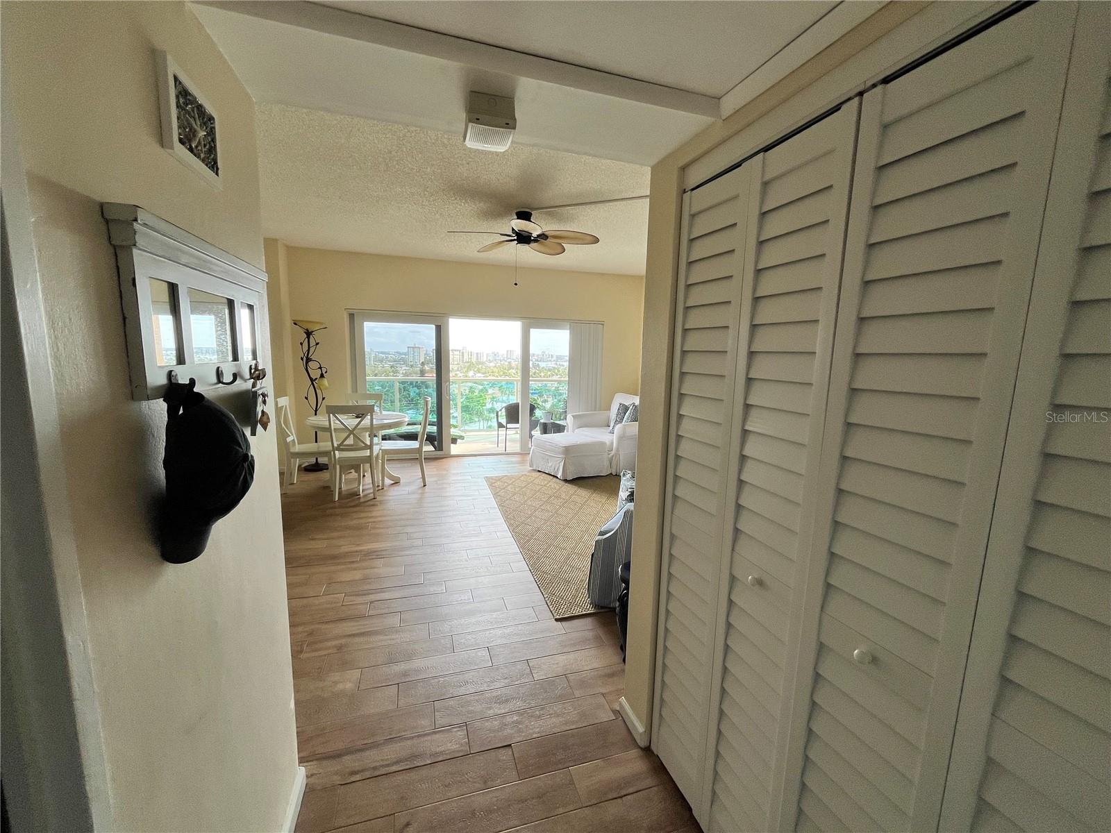 880 MANDALAY AVE #S806 — photo 4