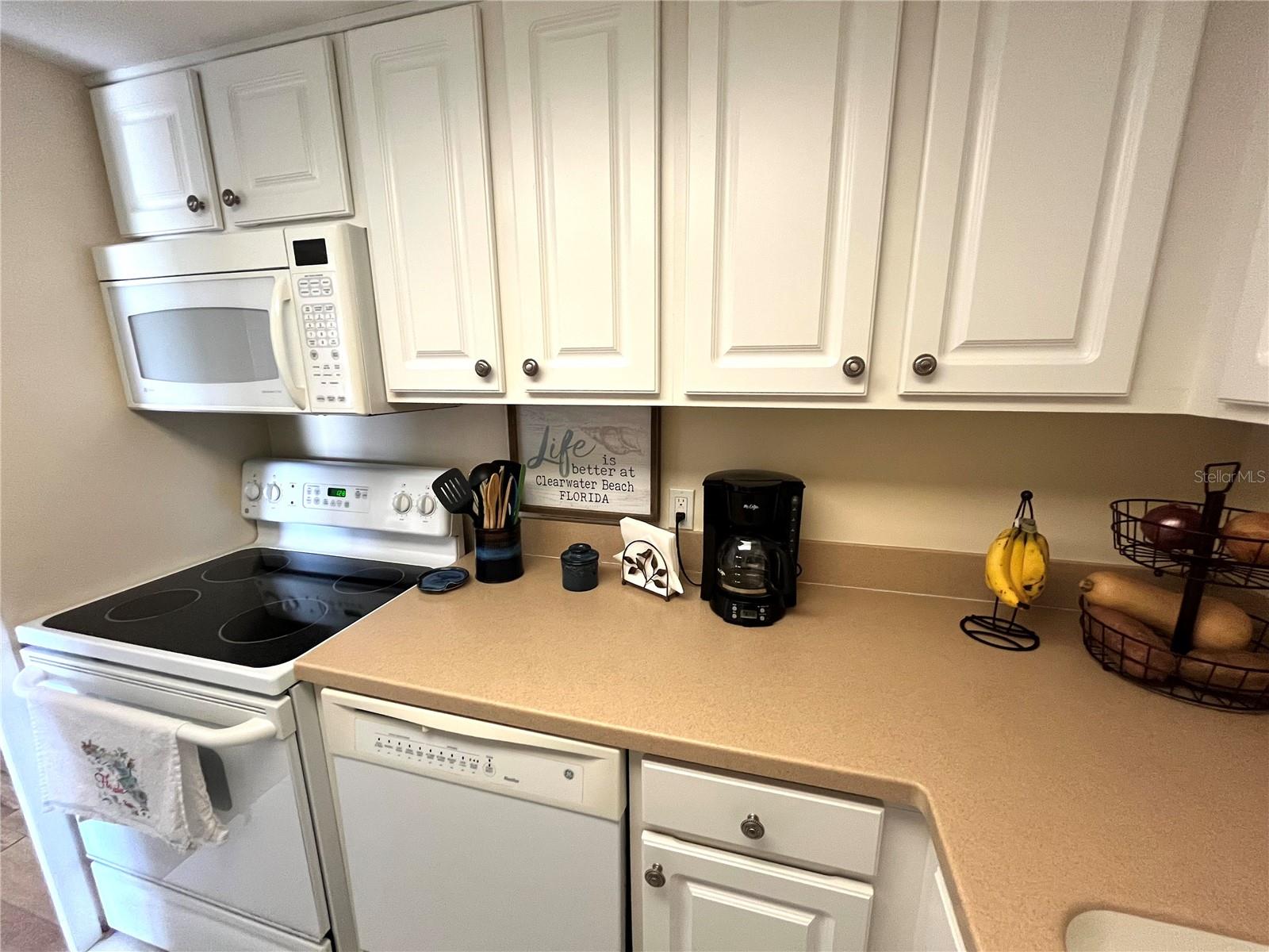 880 MANDALAY AVE #S806 — photo 27