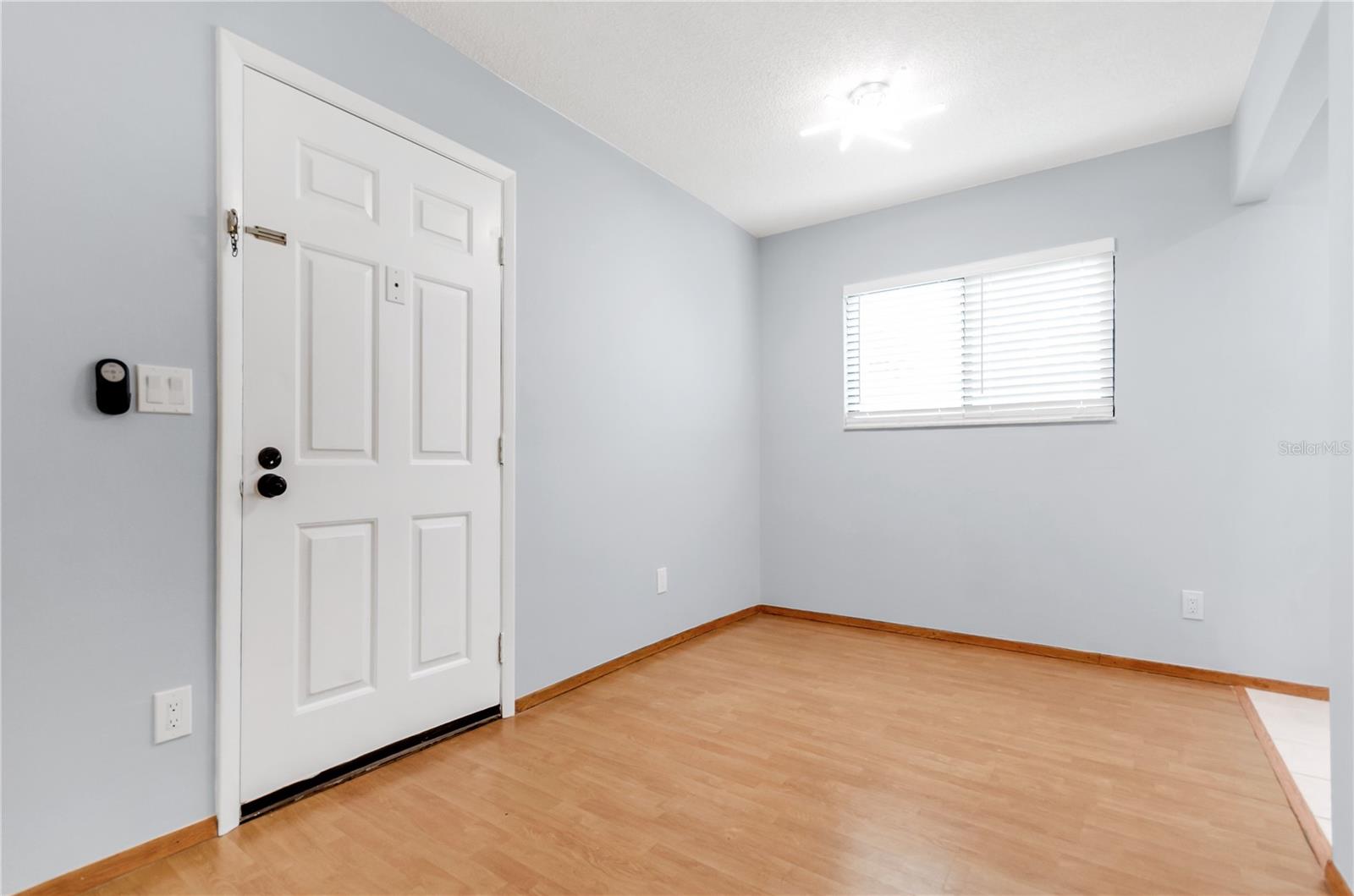 3300 FOX CHASE CIR N #231 — photo 5