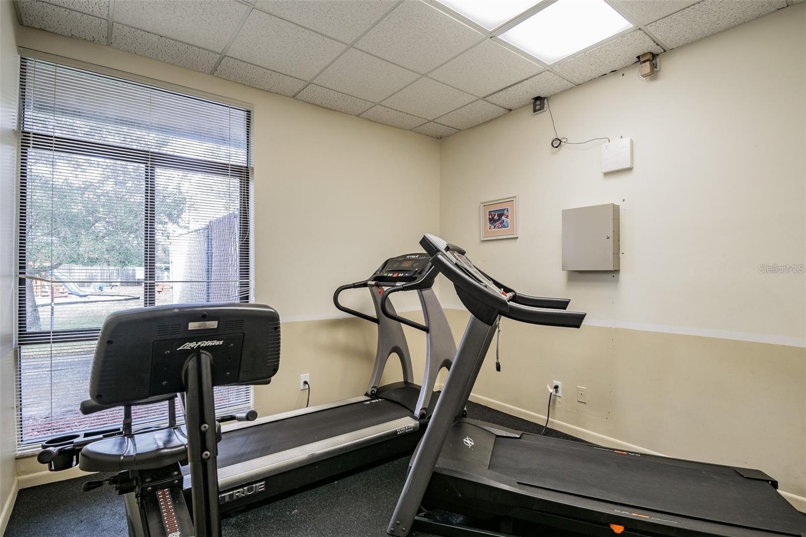 3300 FOX CHASE CIR N #231 — photo 30
