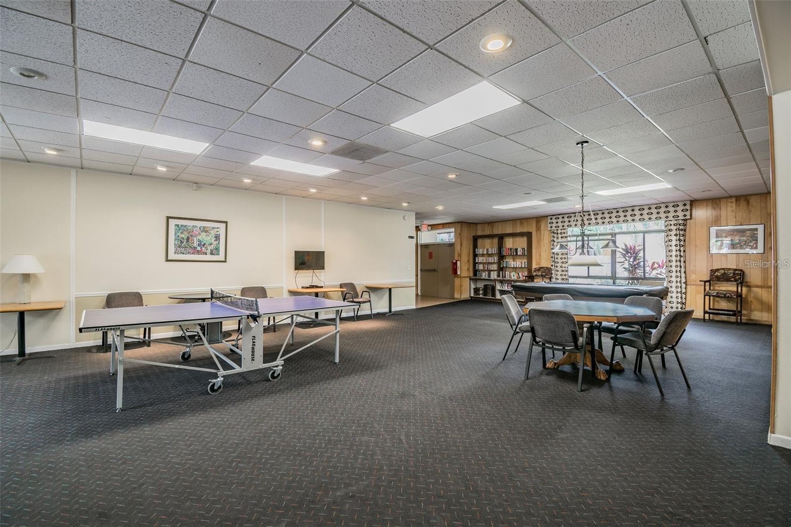 3300 FOX CHASE CIR N #231 — photo 32