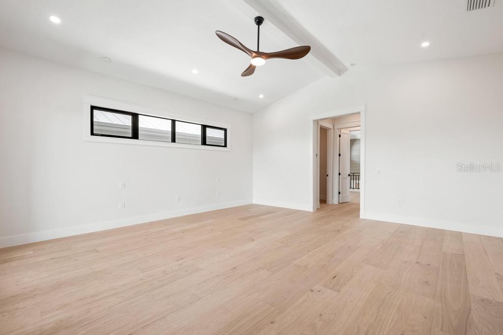 527 VENICE LN — photo 69