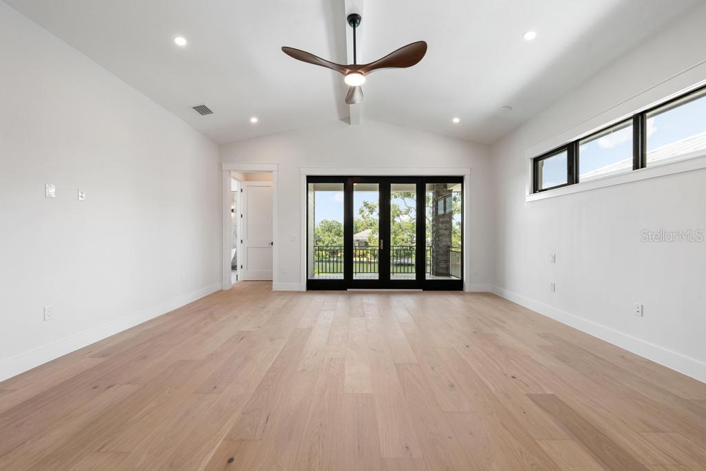 527 VENICE LN — photo 62