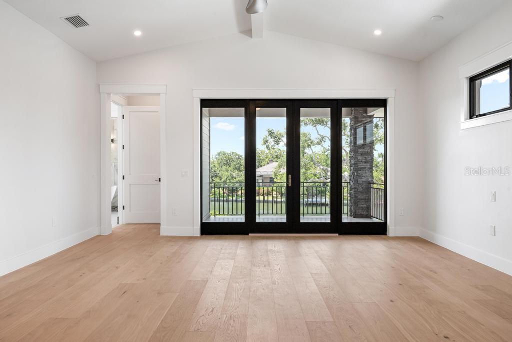 527 VENICE LN — photo 63