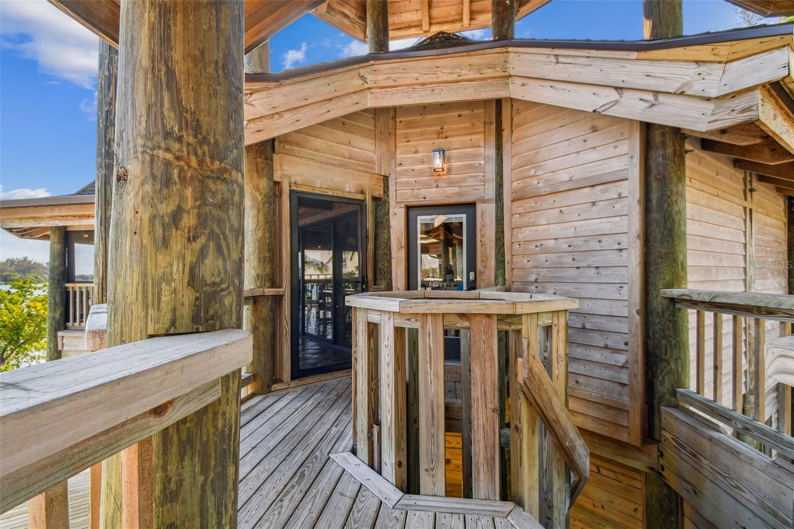 7147 LA LENAIRE DR — photo 13