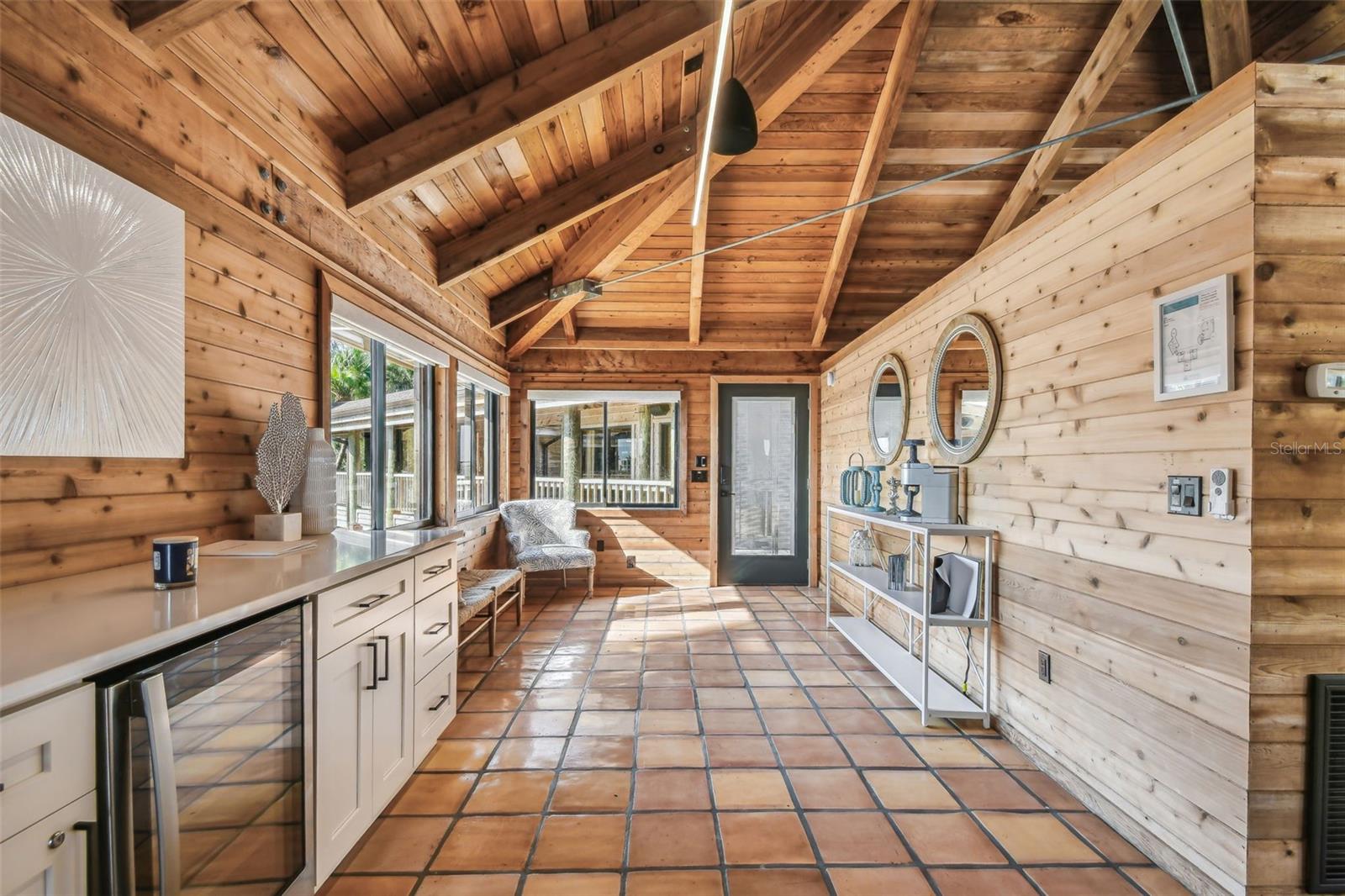 7147 LA LENAIRE DR — photo 36