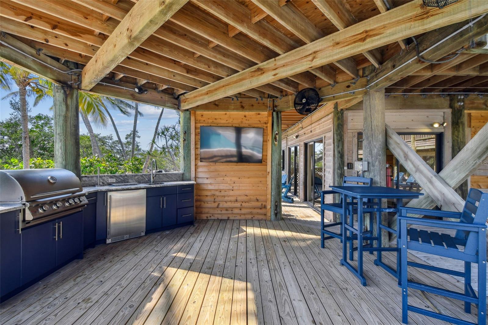 7147 LA LENAIRE DR — photo 10