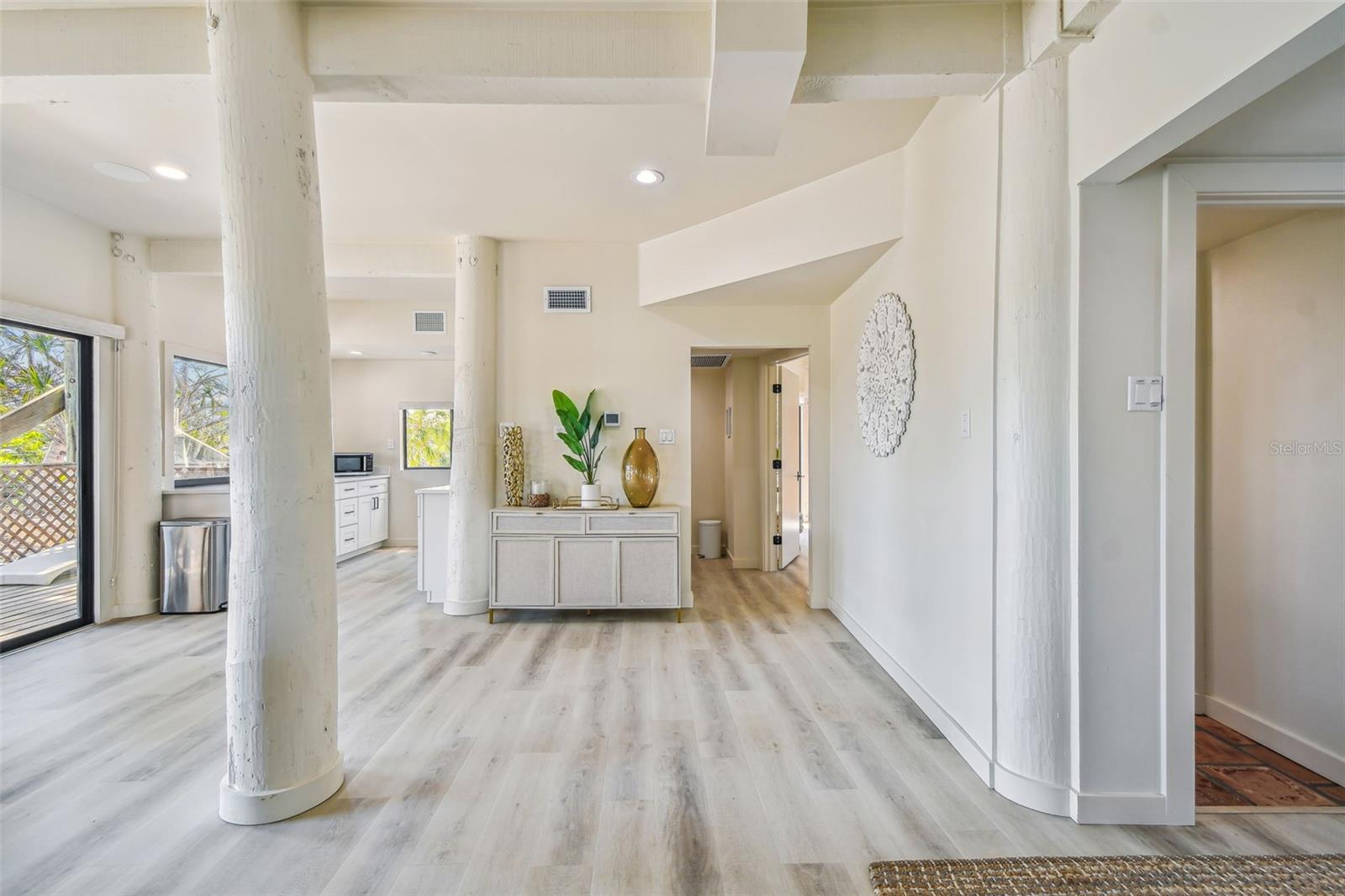 7147 LA LENAIRE DR — photo 70