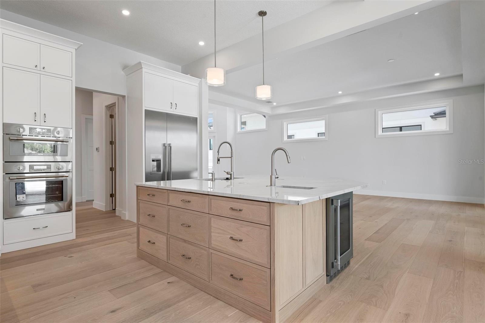 533 VENICE LN — photo 28