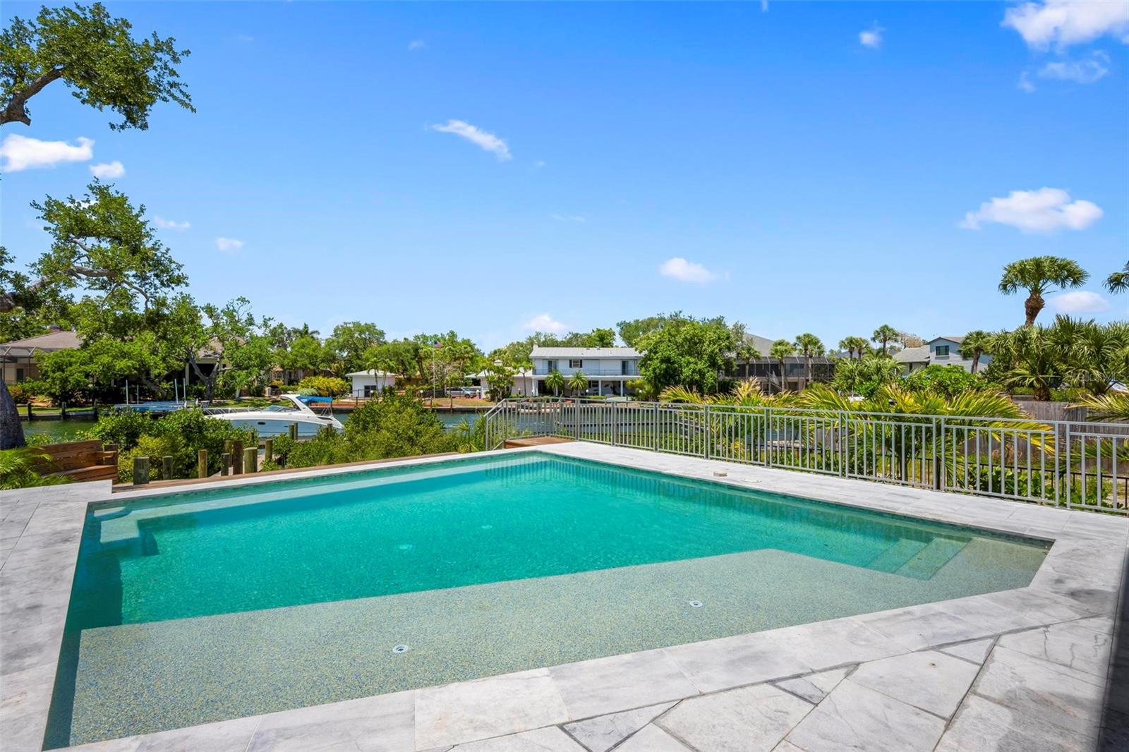 533 VENICE LN — photo 69