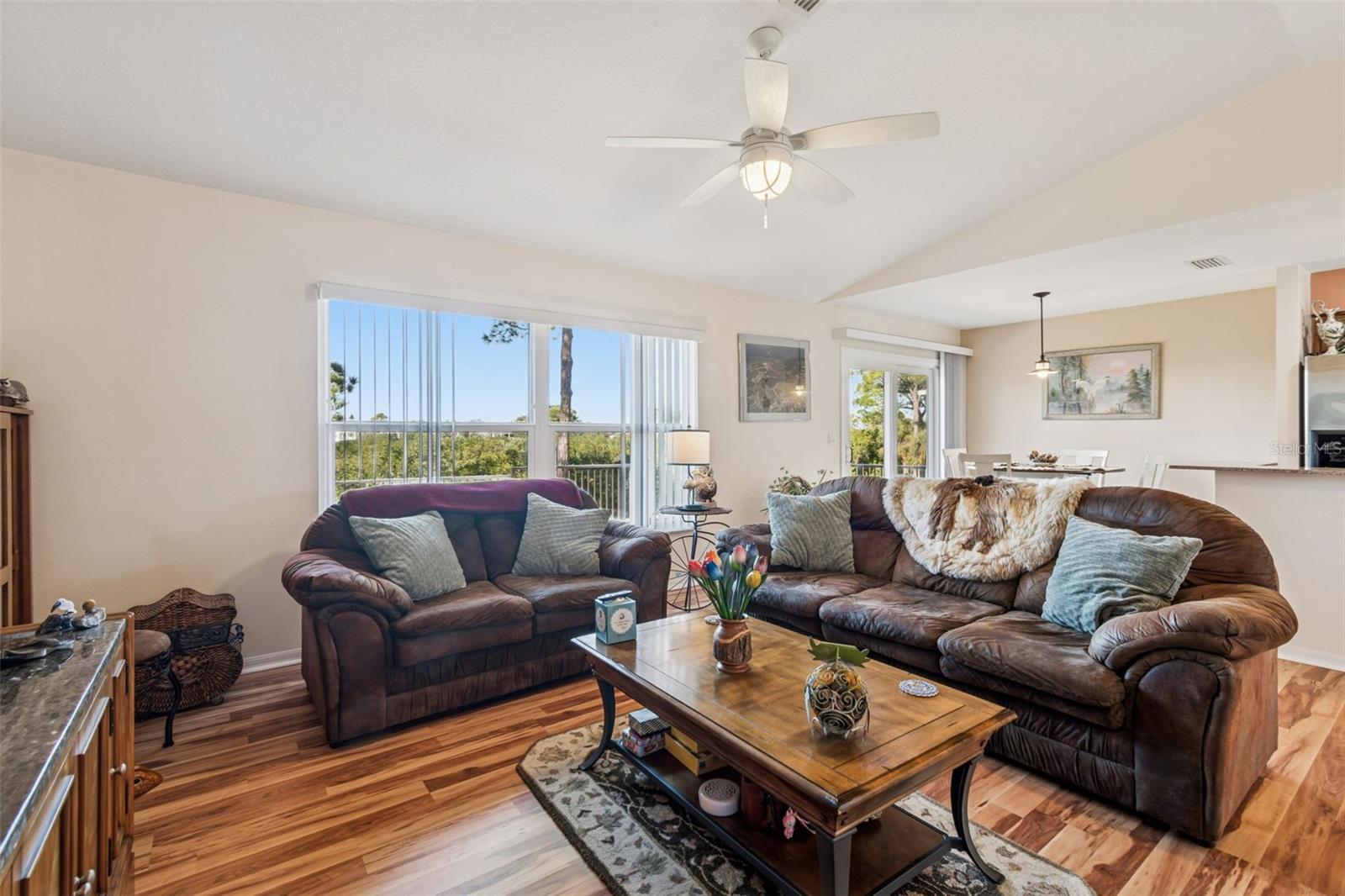 1059 S POINTE ALEXIS DR — photo 17