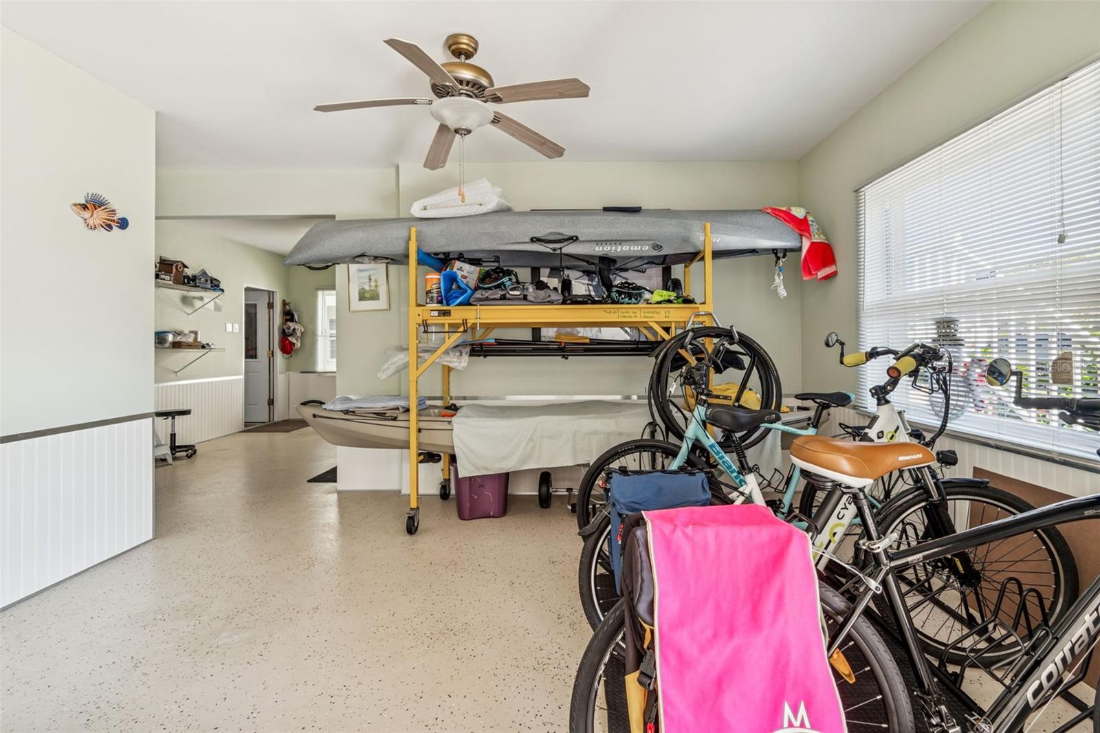 1059 S POINTE ALEXIS DR — photo 43