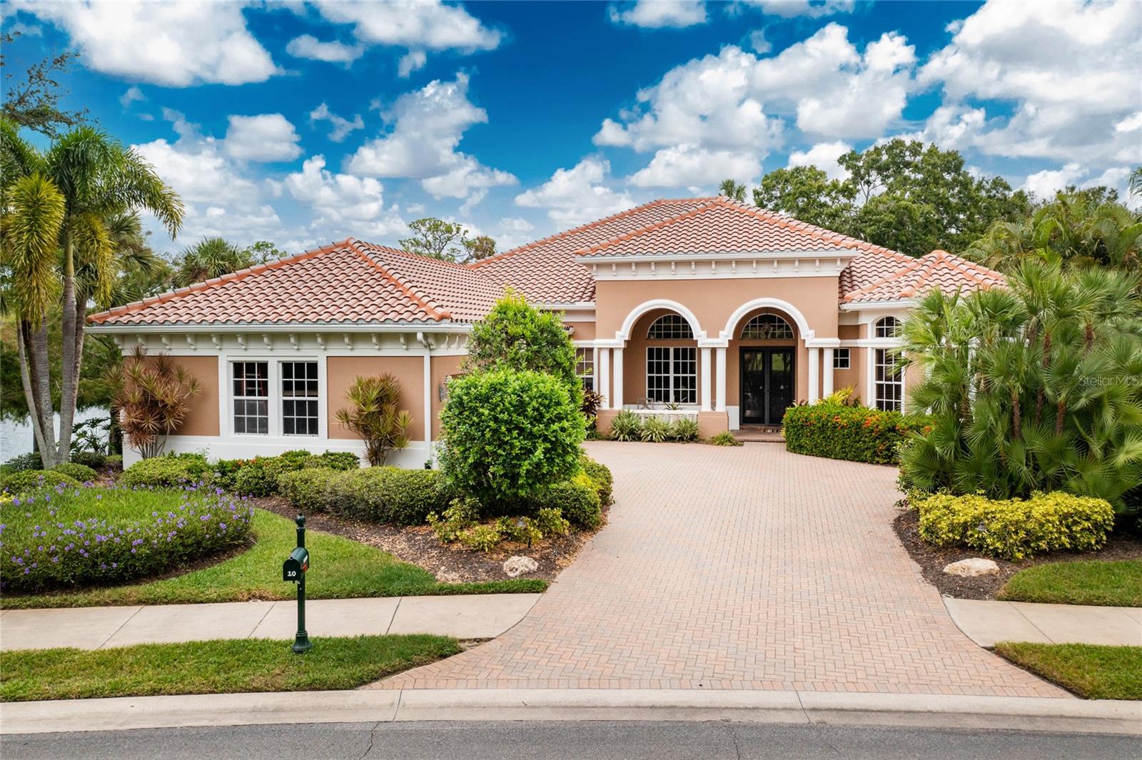 10 BOCA ROYALE BLVD BLVD — photo 2