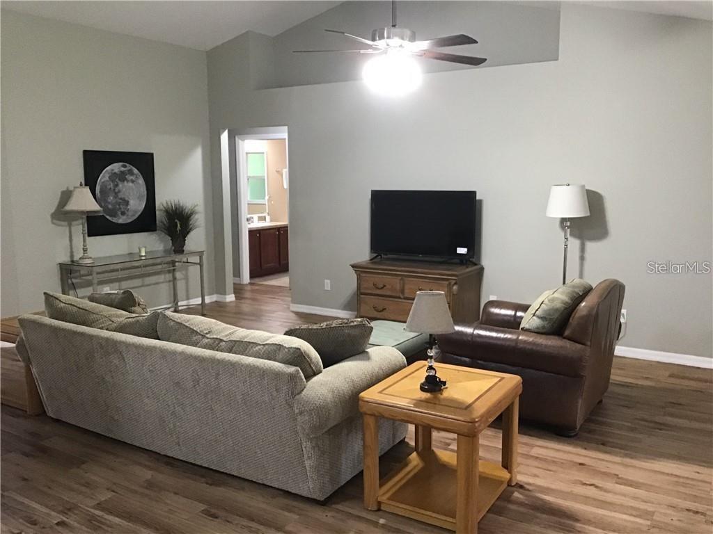 2091 SNOWFLAKE LN — photo 9