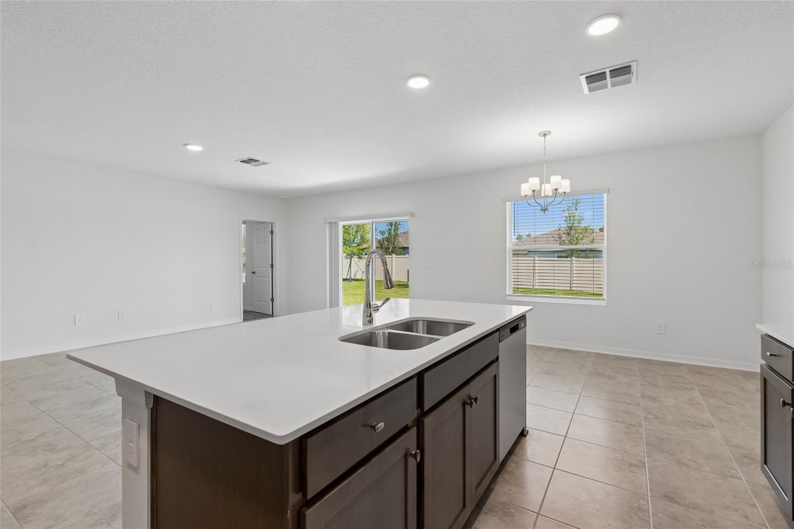 2920 QUINAULT PL — photo 13