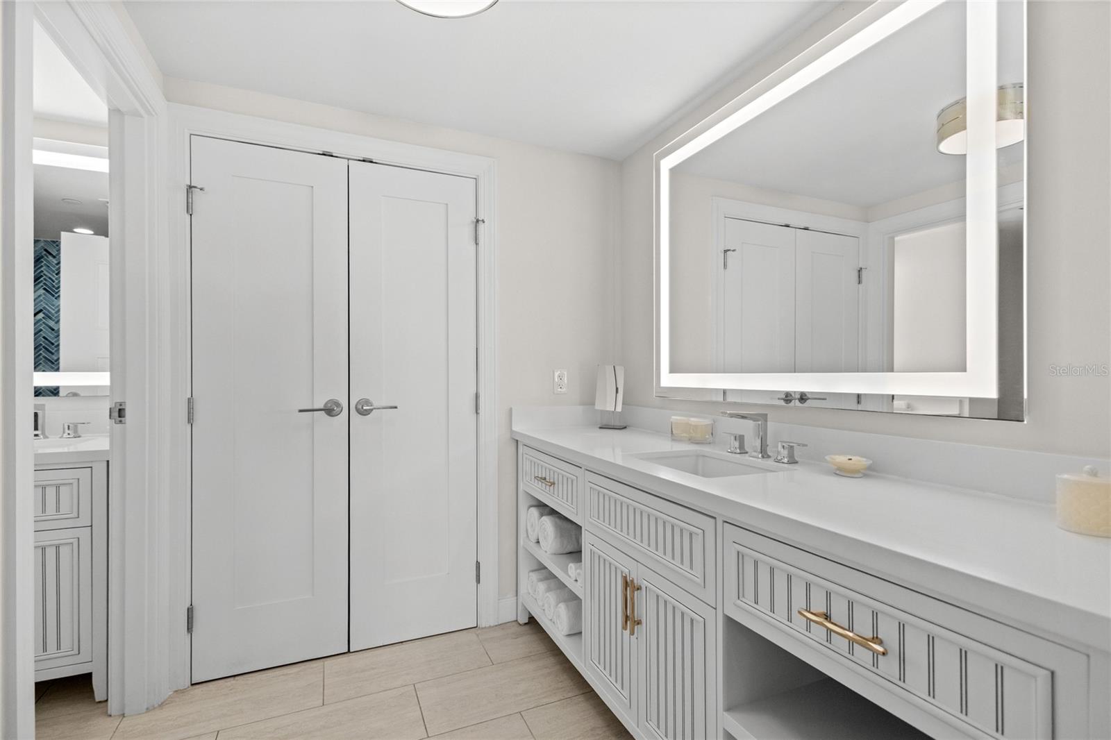 250 SANDS POINT RD #5106 — photo 12
