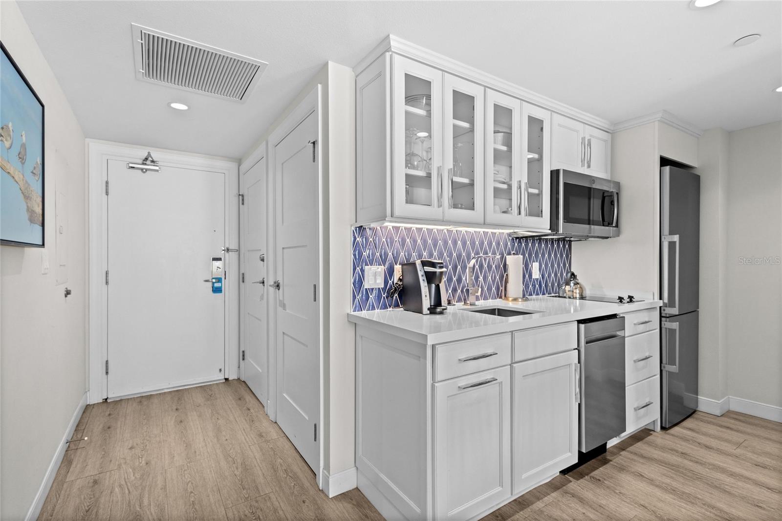 250 SANDS POINT RD #5106 — photo 7