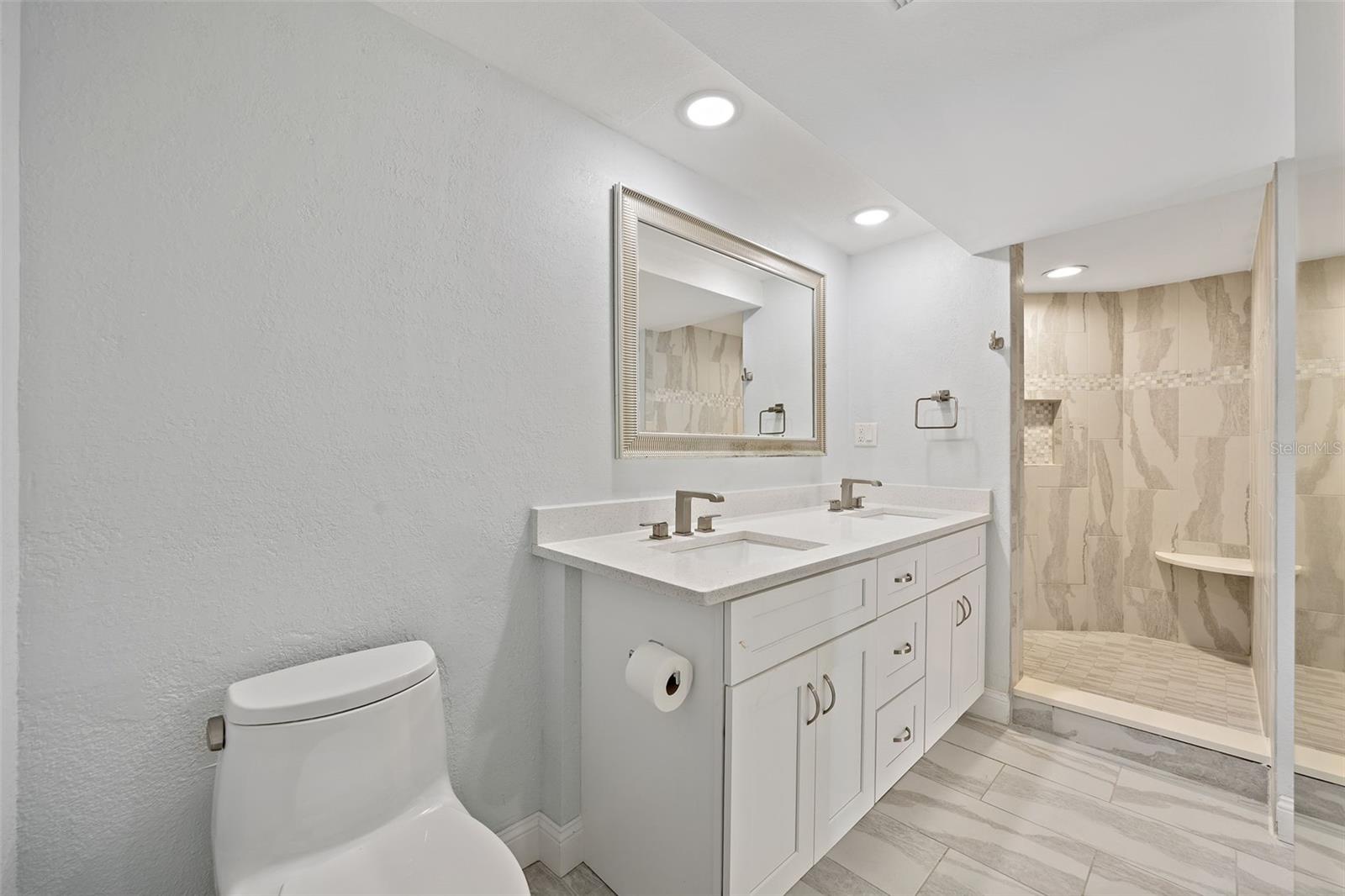 4141 BAYSHORE BLVD #1702 — photo 24