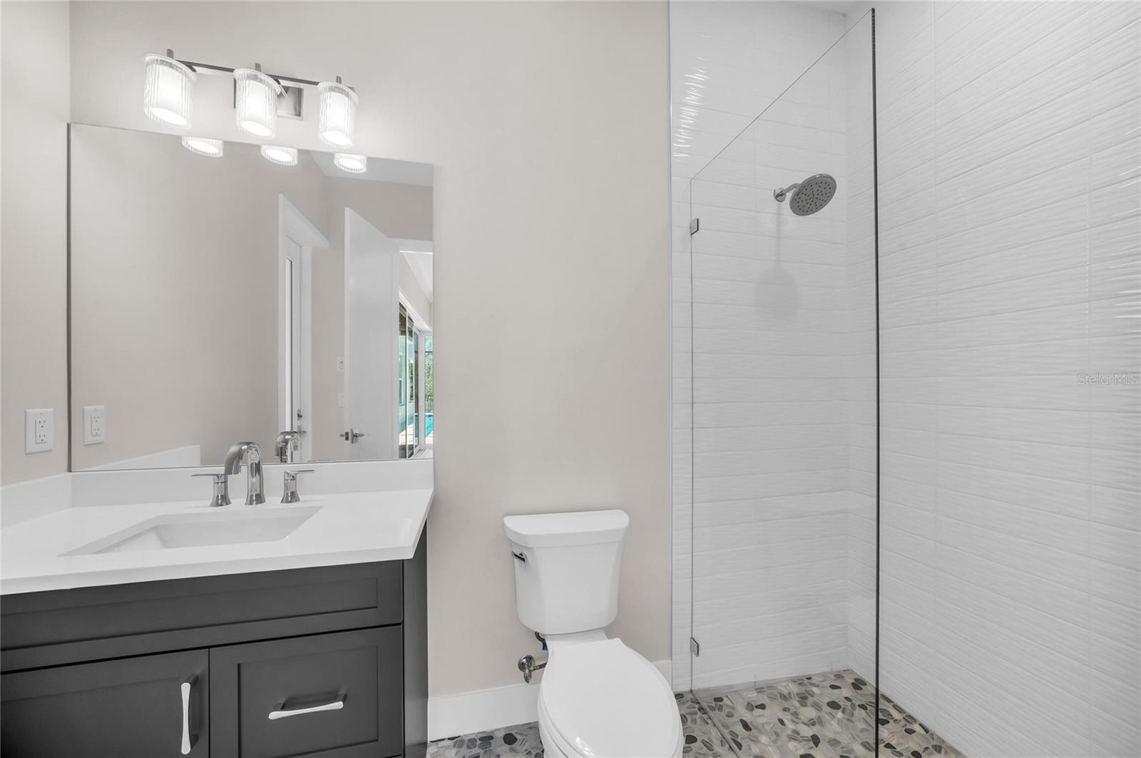 5103 WINDWARD AVE — photo 46