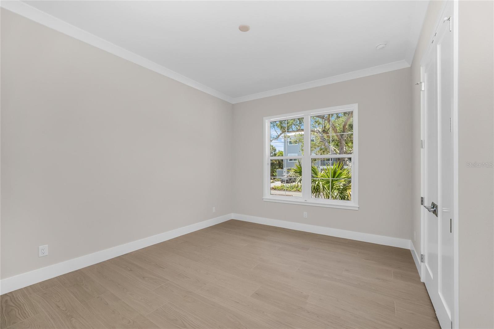 5103 WINDWARD AVE — photo 47